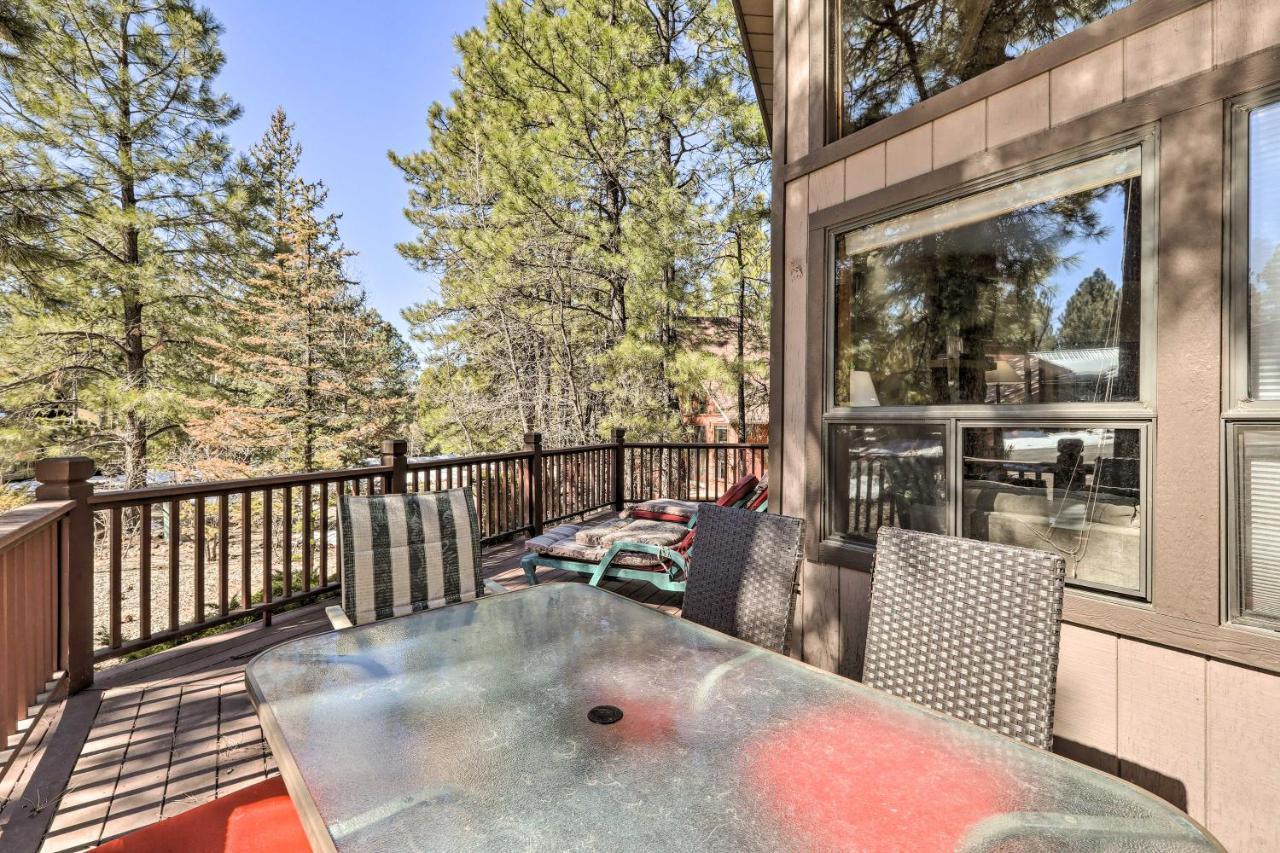 Munds Park Cabin With Fire Pit And Wraparound Porch! Kültér fotó