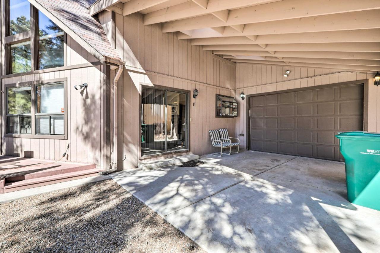 Munds Park Cabin With Fire Pit And Wraparound Porch! Kültér fotó